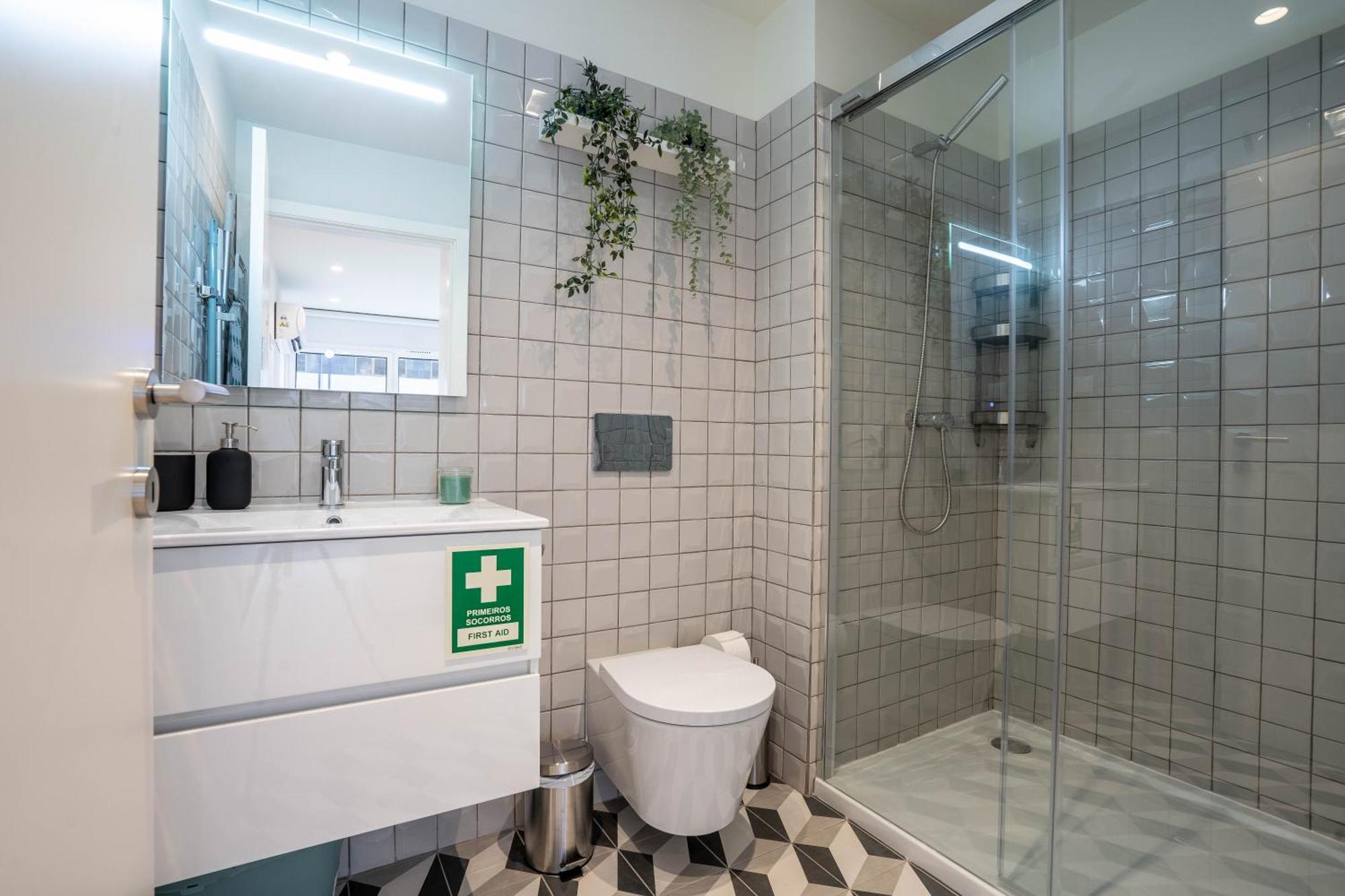 Apartament Trindade Bliss: 1br W/ Free Parking By Lovelystay Porto