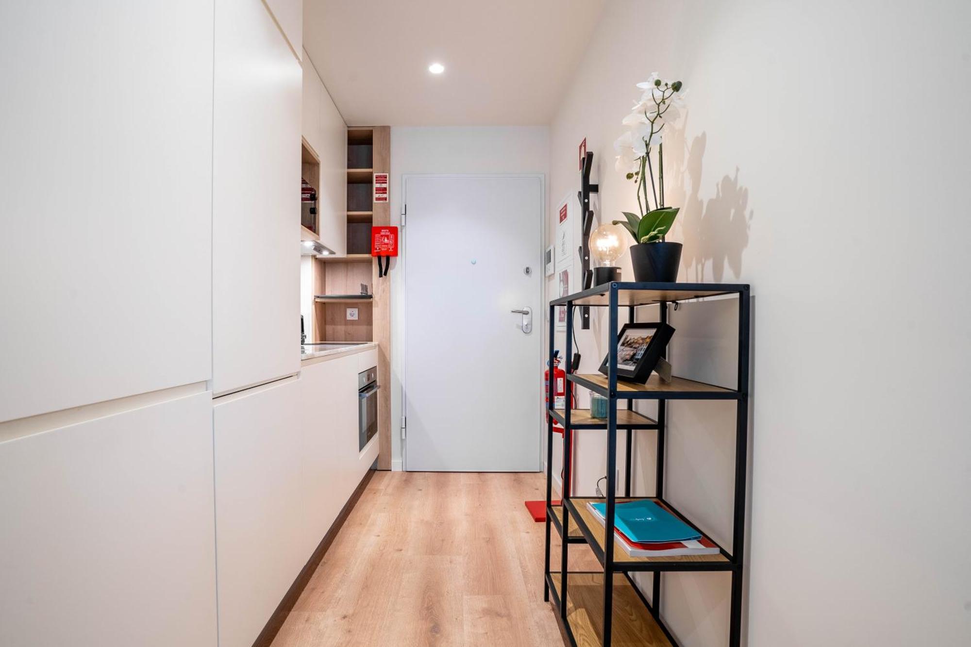 Trindade Bliss: 1br W/ Free Parking By Lovelystay Apartament Porto
